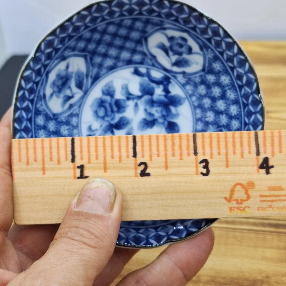 X2 Takahashi San Francisco Japan‎ Small Bowl Floral Blue and White 4.25